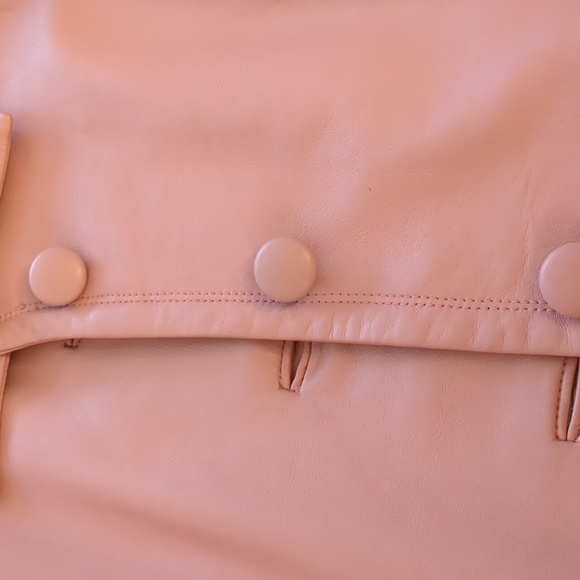 Leather jacket - Picture 6 of 8